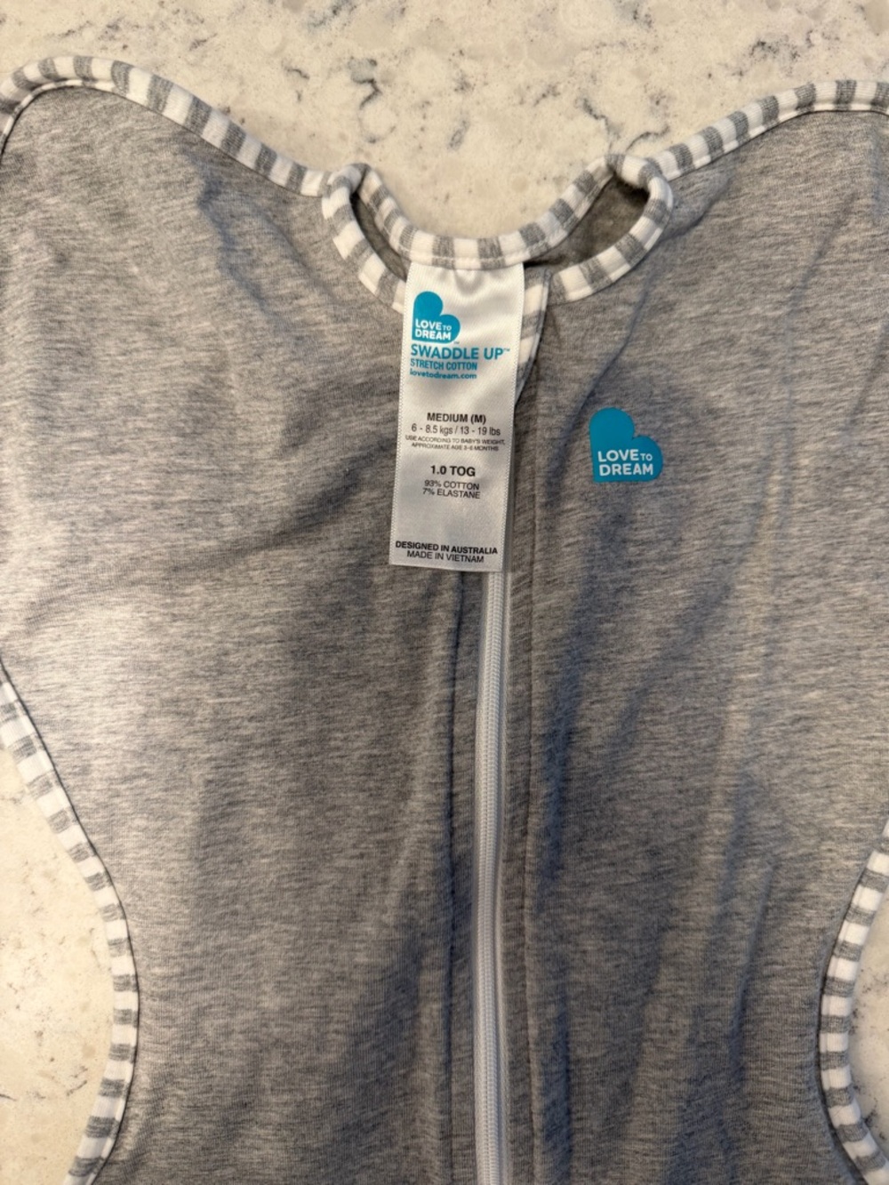 Love to Dream Gray Swaddle size medium - Picture 2 of 2